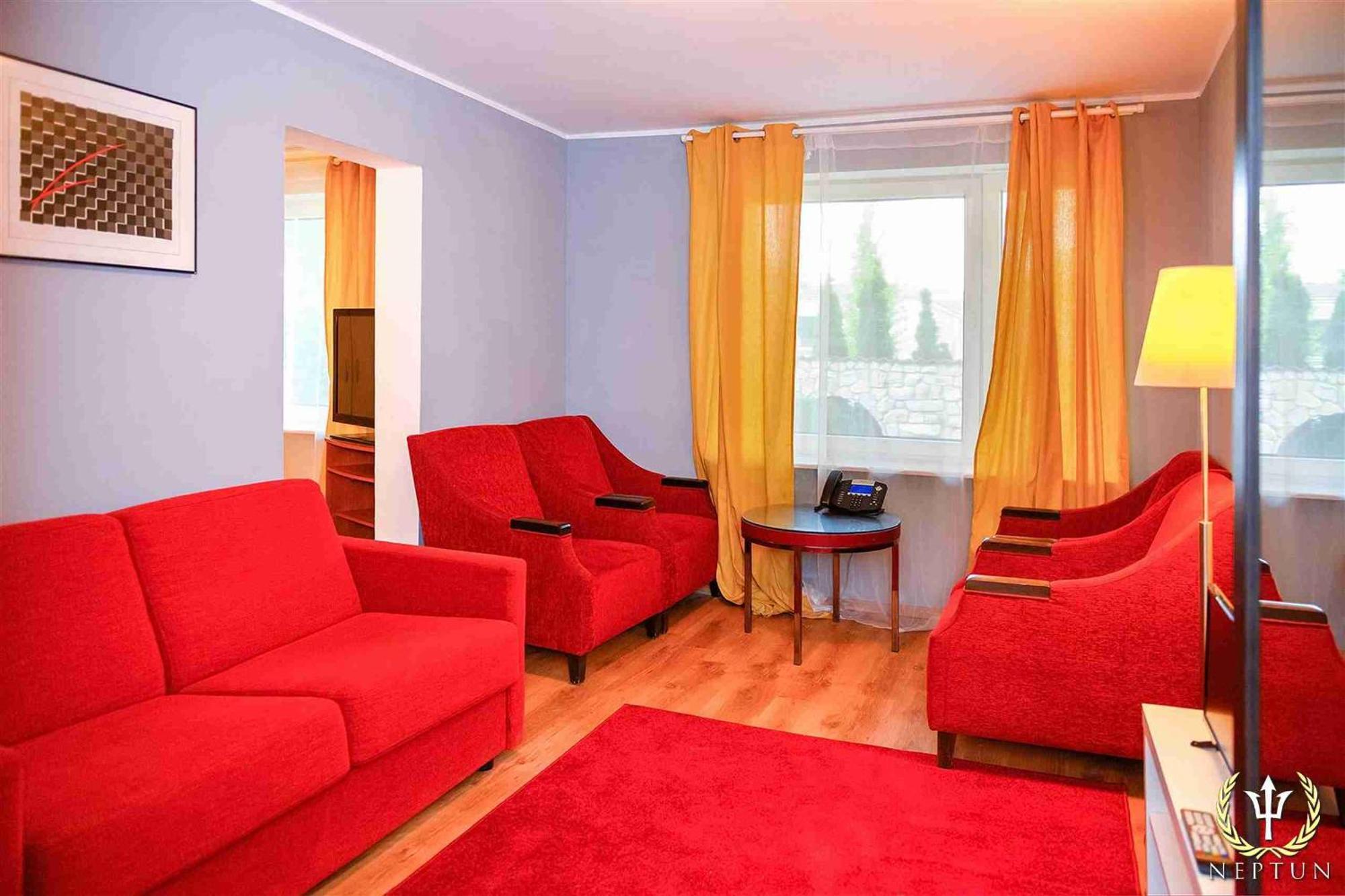 Hotel Neptun Ястшембя-Гура Экстерьер фото