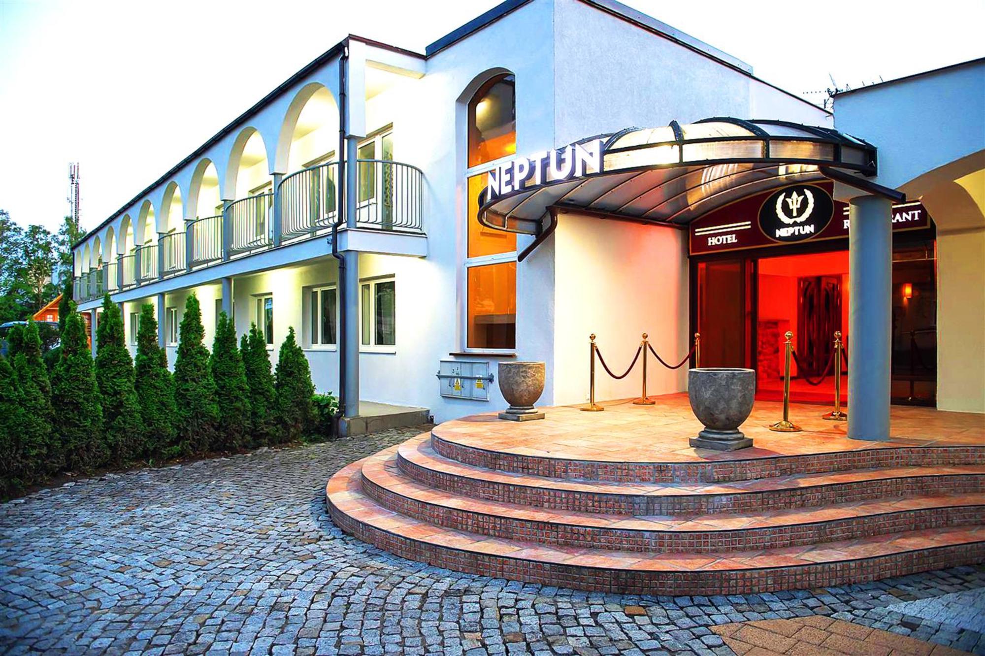 Hotel Neptun Ястшембя-Гура Экстерьер фото