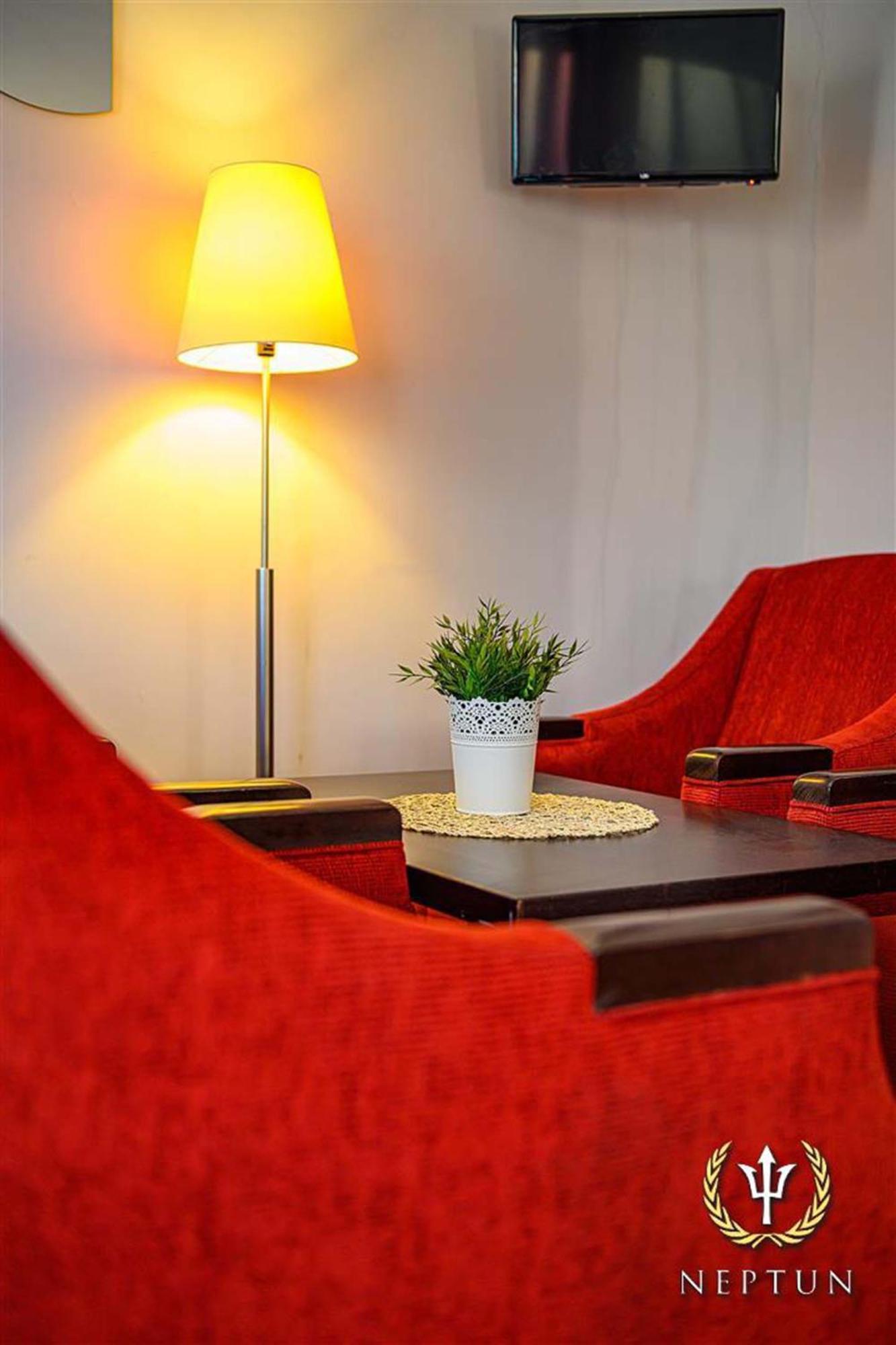 Hotel Neptun Ястшембя-Гура Экстерьер фото